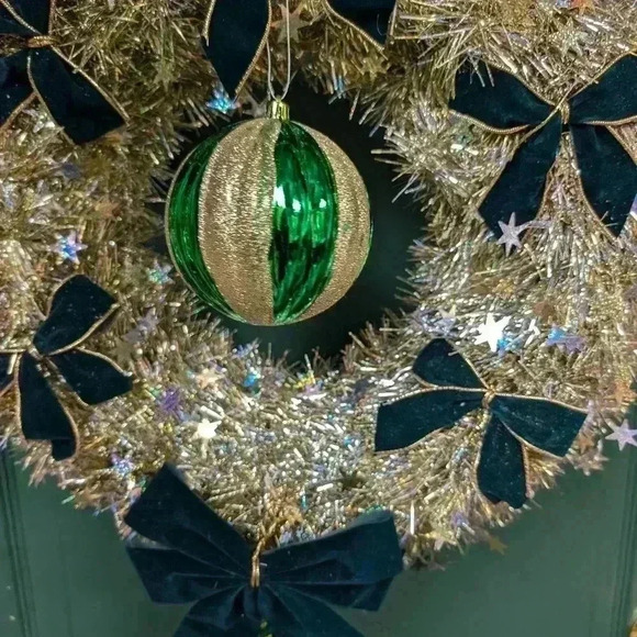 Vintage Christmas wreath green bows with  silver tinsel - Picture 4 of 8